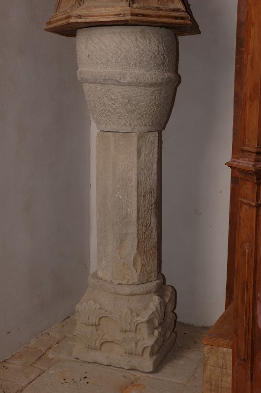 Ambito abruzzese sec. XI, Colonna ottagonale