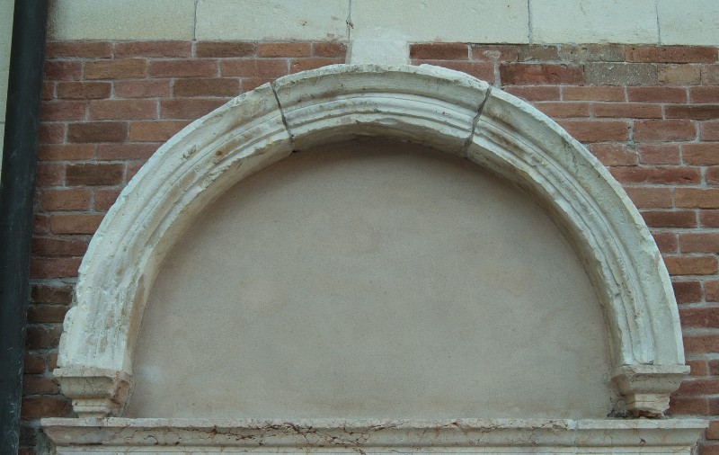 Bott. Italia sett. sec. XII-XIII, Arco