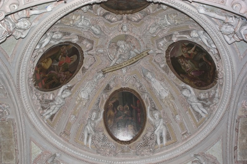 Ambito lombardo sec. XVI-XVII, Decorazione plastica della cupola