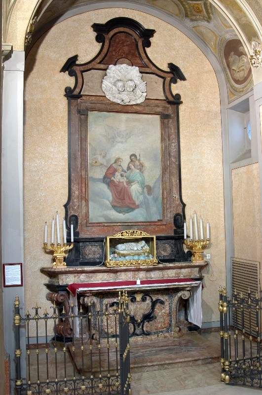 Ambito lombardo sec. XVIII, Altare con ornati a voluta