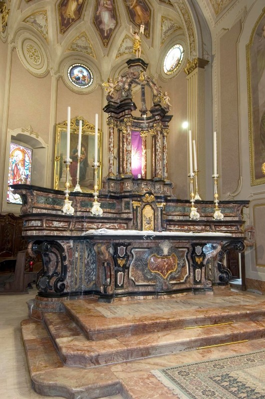 Ambito lombardo sec. XVIII, Altare con Gesù Cristo risorto