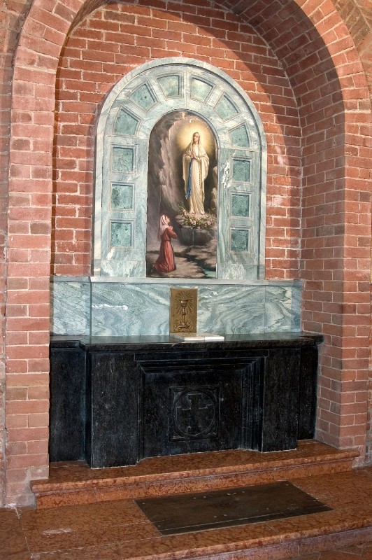 Ambito pavese sec. XX, Altare della Madonna di Lourdes
