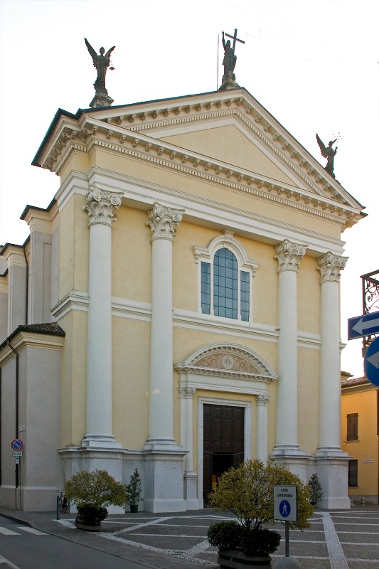 Chiesa dei Santi Tommaso e Andrea Apostoli