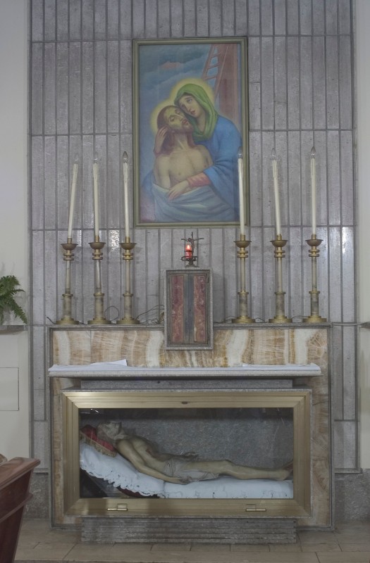 Ambito dell'Italia merid. sec. XX, Altare della Pietà