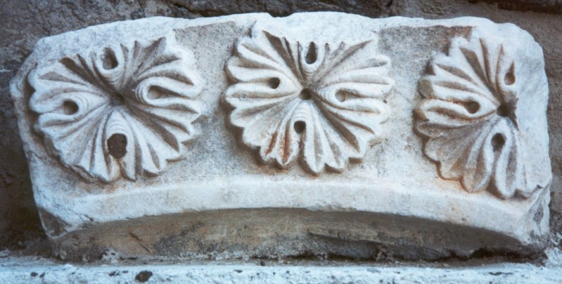 Bottega dell'Italia meridionale secc. XI-XII, Frammento di arco 2/2
