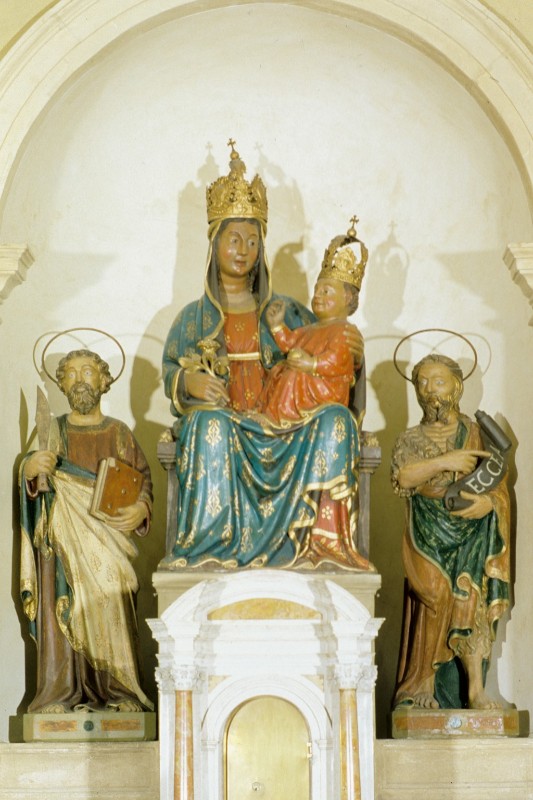 Antonino da Venezia sec. XV, Gruppo scultoreo della Madonna Moretta