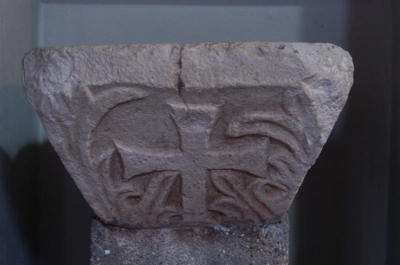 Ambito romagnolo secc. X-XI, Vasca di fonte battesimale
