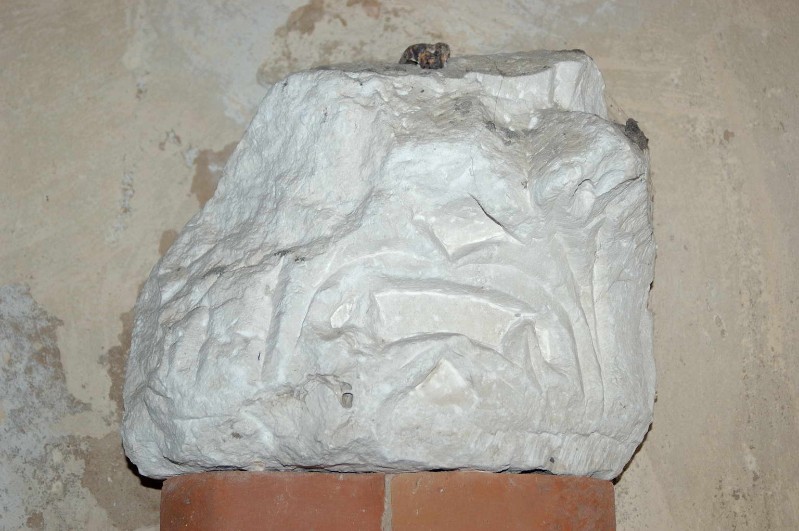 Ambito ravennate-bizantino sec. VI, Frammento di capitello con foglie di acanto