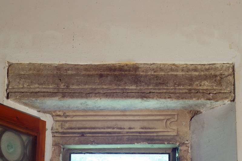 Ambito ravennate-bizantino secc. VIII-IX, Frammento di pilastro marmoreo