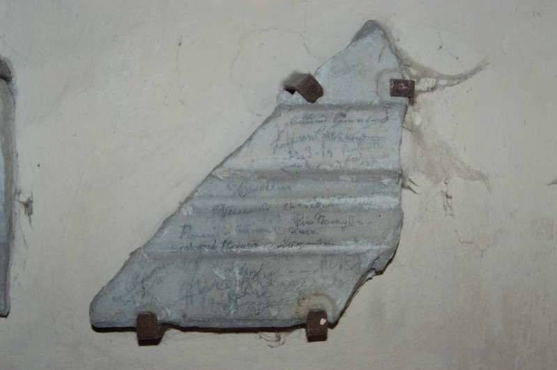 Ambito ravennate-bizantino secc. V-VI, Frammento di pluteo scanalato