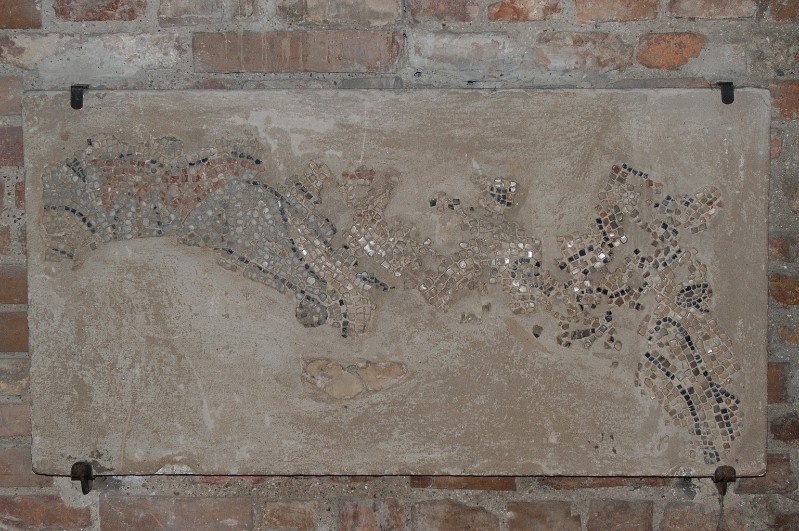 Ambito ravennate secc. VI-VII, Mosaico con animali fantastici