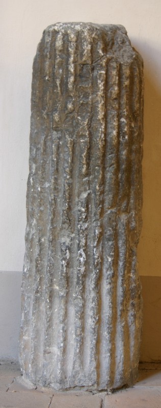 Maestranze romane sec. I d.C., Rocchio di colonna scanalata