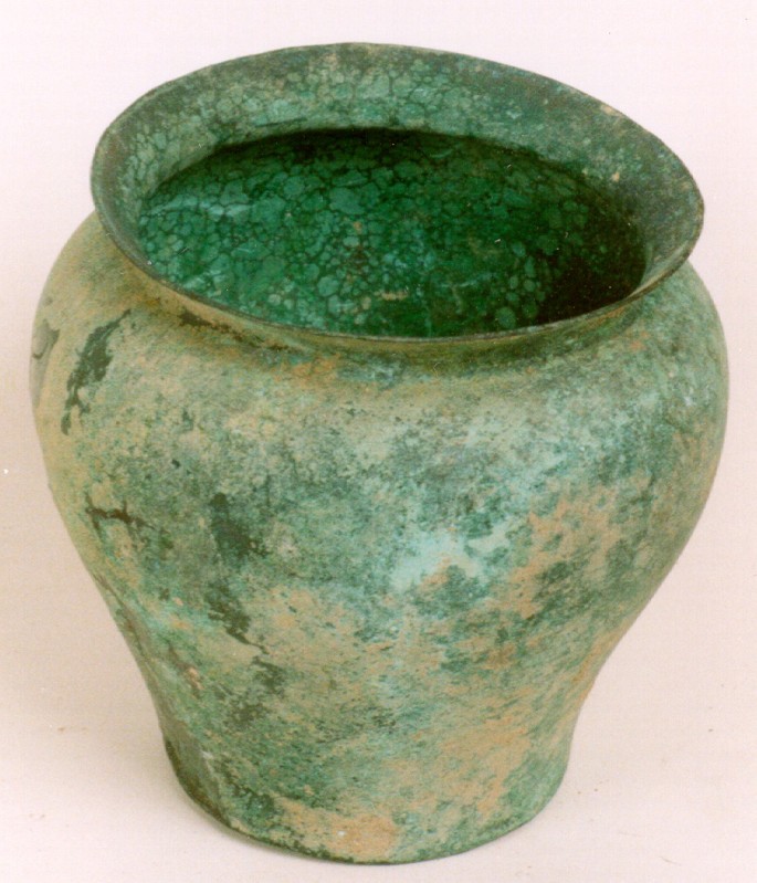Bottega etrusca secc. IV-III a.C., Vaso in bronzo 1/3