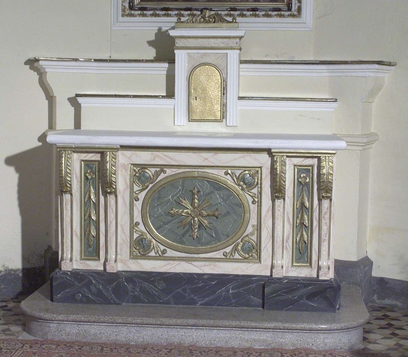 Ambito lombardo sec. XIX, Altare maggiore in muratura