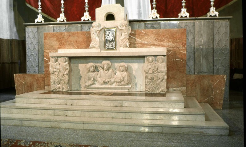 Fornoni D.-Coter C. sec. XX, Altare maggiore