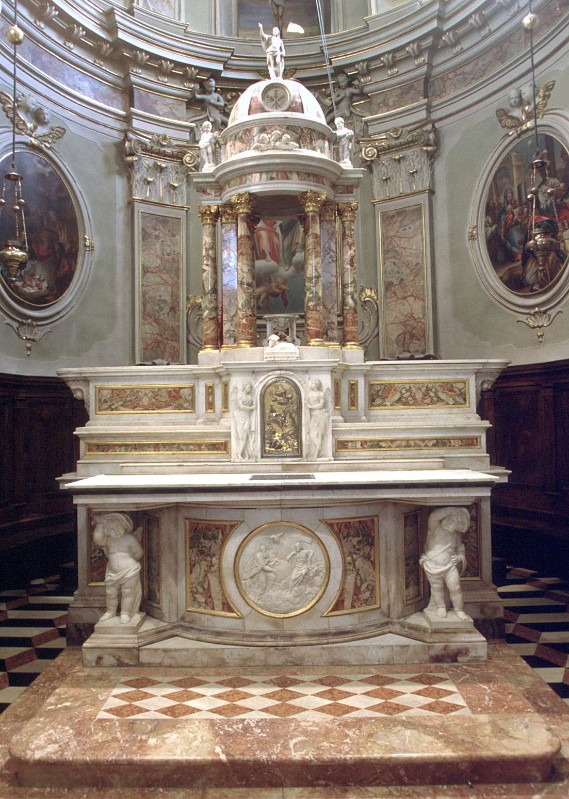 Ambito lombardo (1795), Altare maggiore