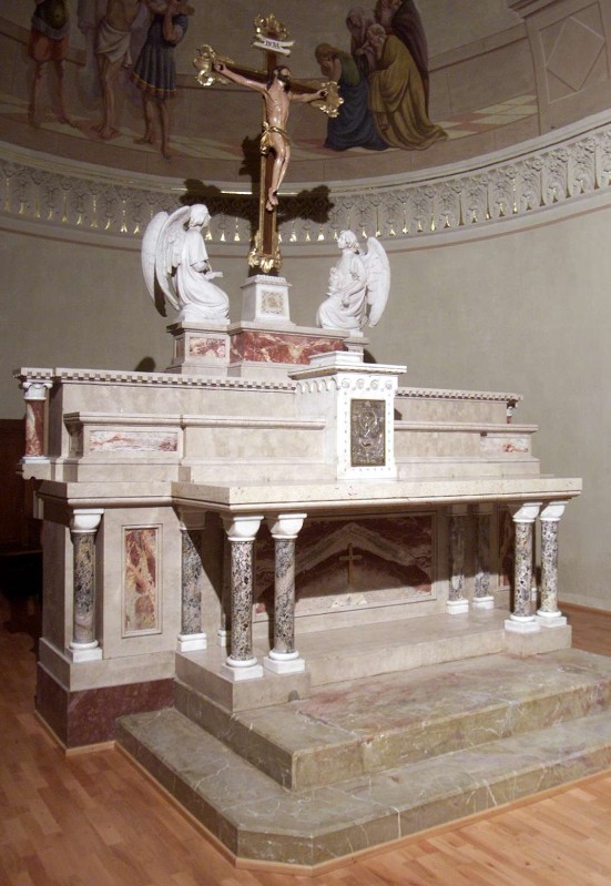 Paleni C. (1907), Altare maggiore