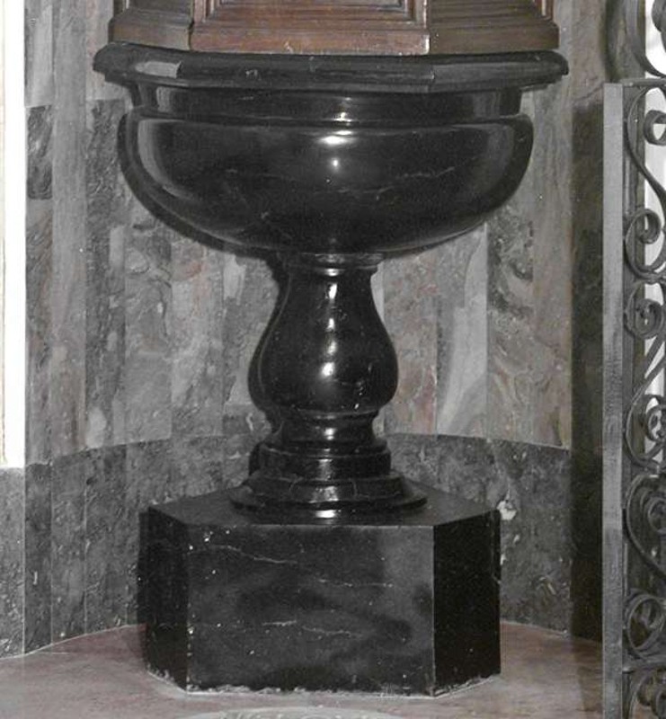 Ambito bergamasco sec. XVII-XVIII, Fonte battesimale