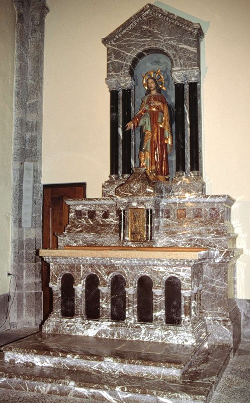 Ambito lombardo sec. XX, Altare del Sacro Cuore di Gesù