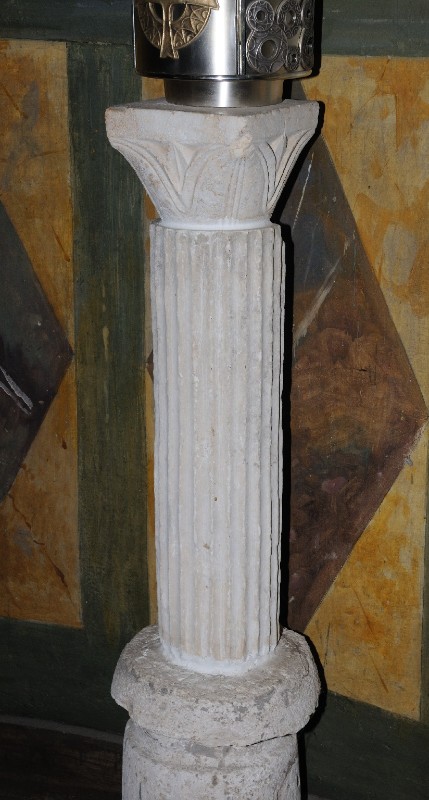 Marmoraio romano sec. XI, Fusto di colonna