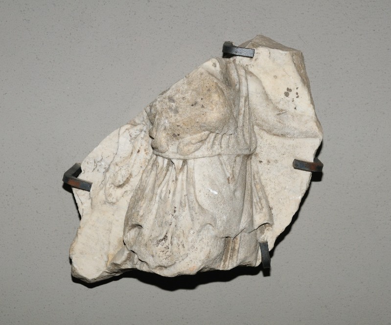 Marmoraio romano sec. X, Frammento scultoreo con busto