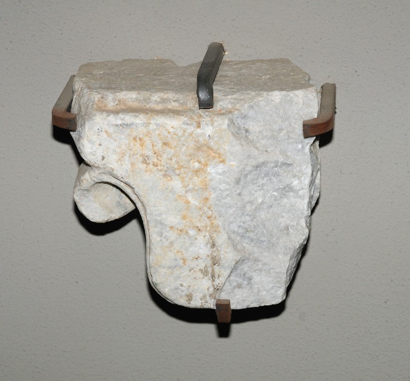Marmoraio romano sec. III, Frammento di cornice