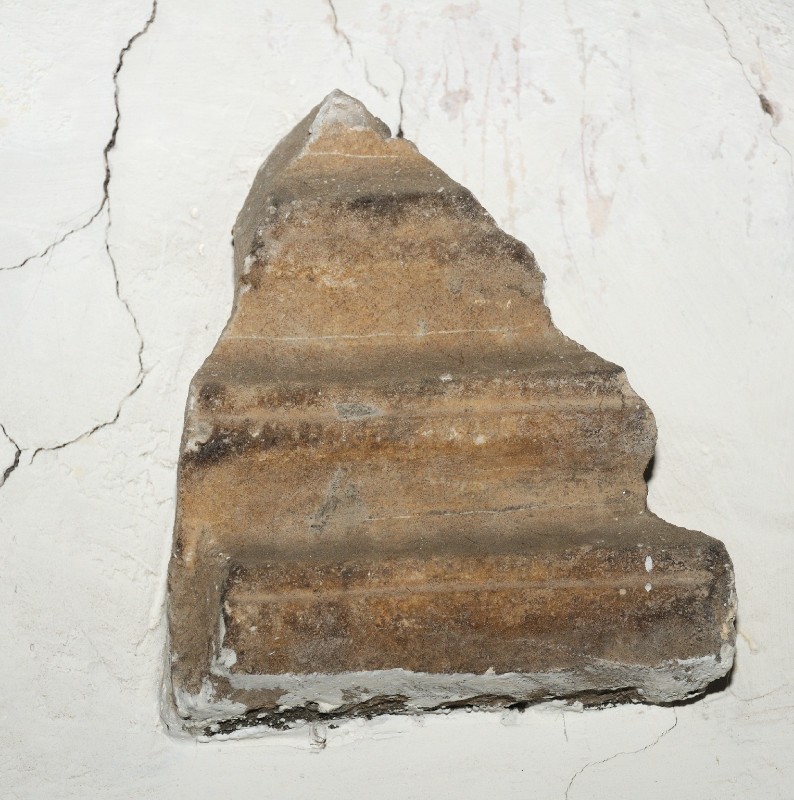 Marmoraio romano sec. XI, Frammento di cornice