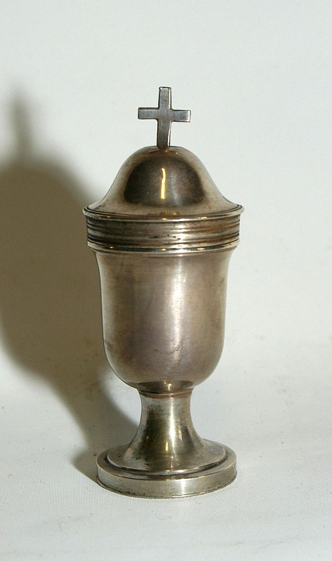 Bott. toscana sec. XIX, Vasetto per Olio santo con crocetta sul coperchio