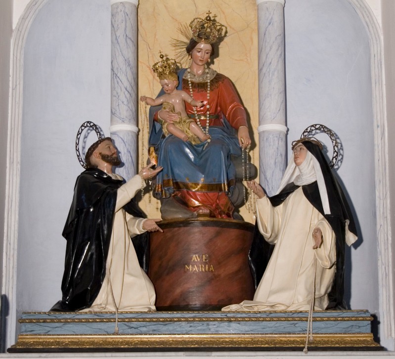 Ambito siciliano sec. XVIII, Gruppo scultoreo della Madonna del rosario