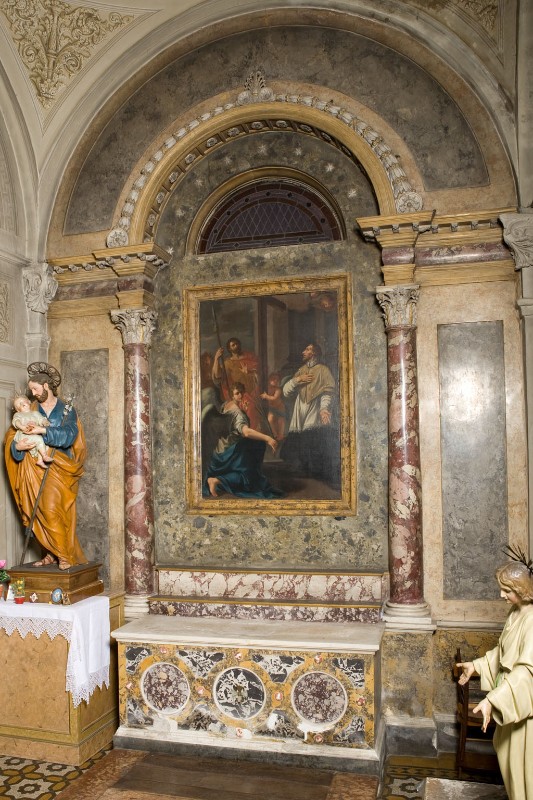 Tomba P. sec. XIX, Altare laterale di San Giovanni Nepomuceno