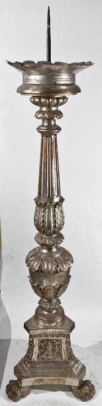 Bottega toscana sec. XIX, Candeliere argentato con stemma di Santa Felicita 4/4