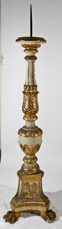Bottega toscana sec. XIX, Candeliere con stemma di Santa Felicita dorato