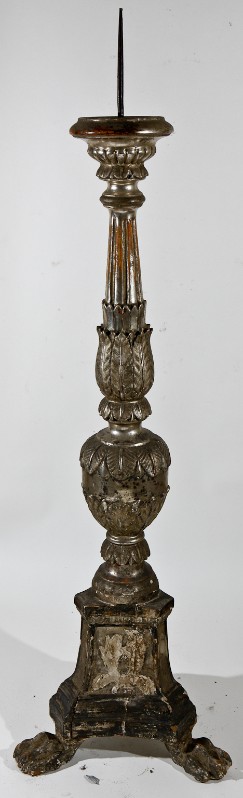 Bottega toscana sec. XIX, Candeliere con stemma di Santa Felicita 4/18