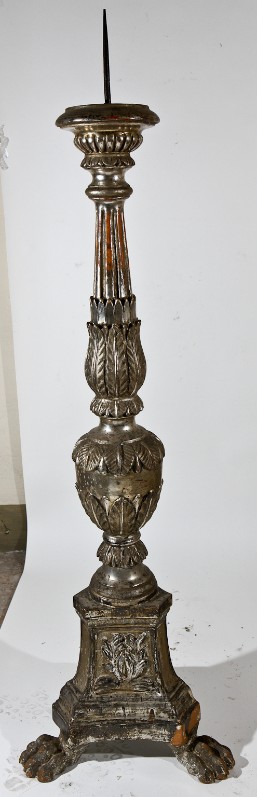 Bottega toscana sec. XIX, Candeliere con stemma di Santa Felicita 17/18