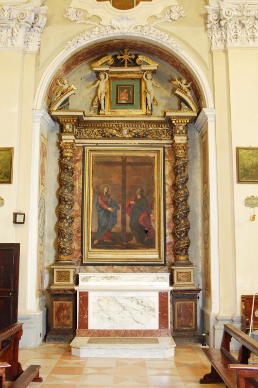 Bott. dell'Italia centr. sec. XVIII, Altare dedicato al Santissimo Crocifisso