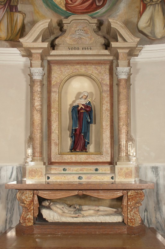 Maestranze trentine (1944), Altare laterale dell'Addolorata