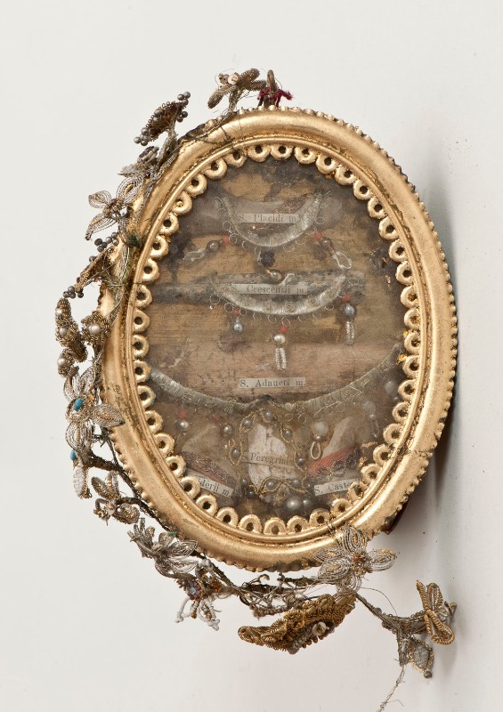 Bottega trentina sec. XIX, Reliquiario a capsula di sei martiri