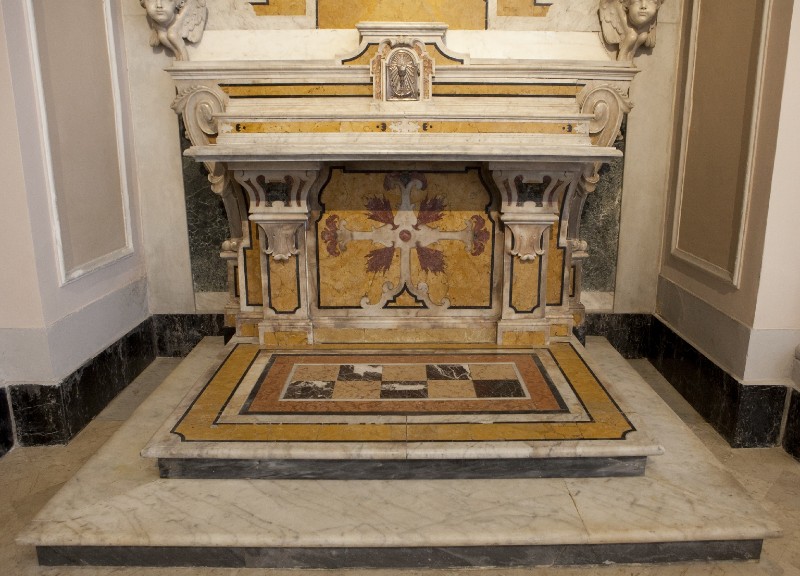 Ambito dell'Italia meridionale sec. XVIII, Altare di Santa Gemma Galgani