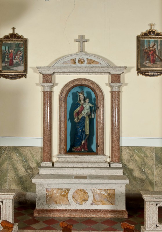 Ferrari A.-Ferrari V. (1902), Altare della Madonna del Carmine