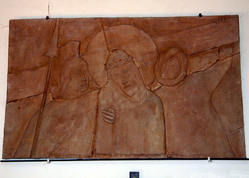Centro AVE (1962), Gesù Cristo aiutato dal cireneo a portare la croce