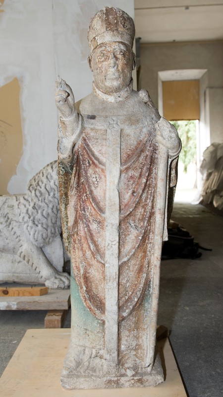 Bottega toscana sec. XIII, Statua raffigurante santo vescovo