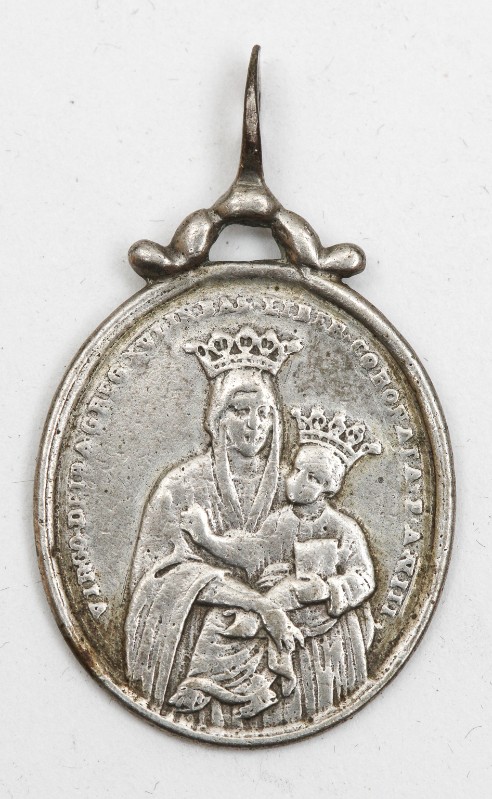 Bottega romana (1839 circa), Medaglia con Madonna con Gesù Bambino e santi