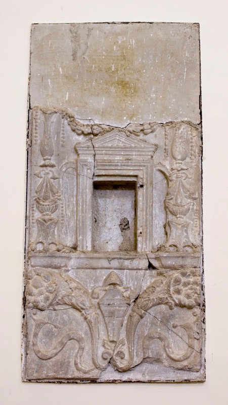Maestranze dell'Italia meridionale sec. IX, Tabernacolo in pietra