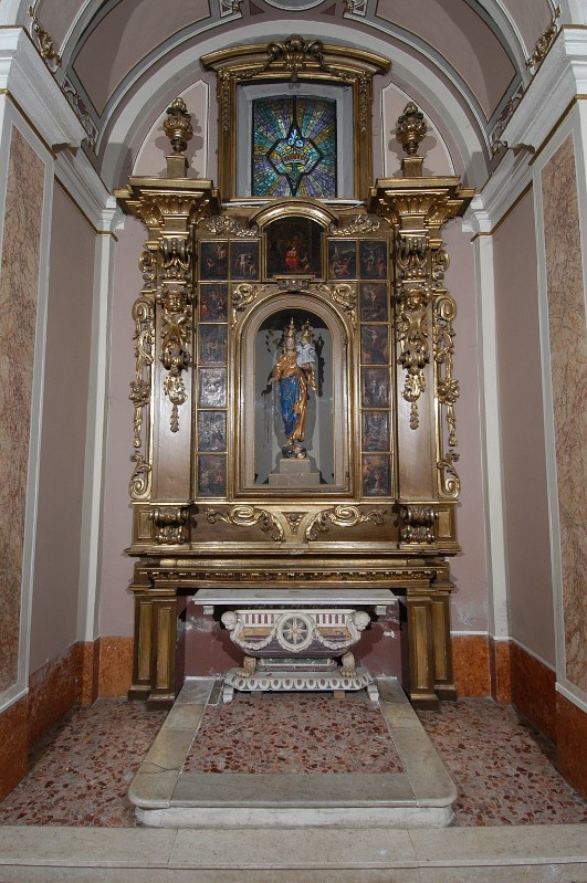 Bottega lombarda seconda metà del sec. XVII, Altare della Madonna del rosario