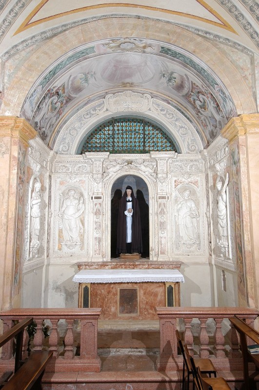 Bottega lombarda sec. XVII, Decorazione in stucco della cappella sinistra