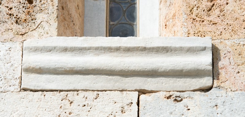 Maestranze toscane sec. XI, Mensola marmorea