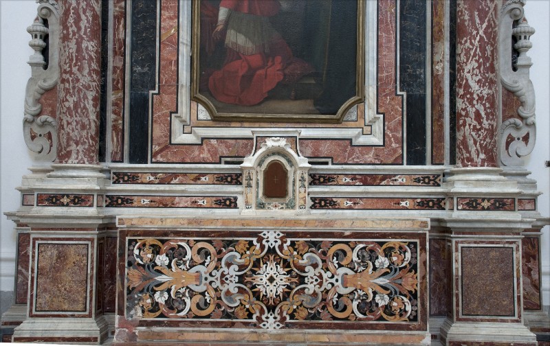 Marmoraio napoletano sec. XVII, Altare policromo
