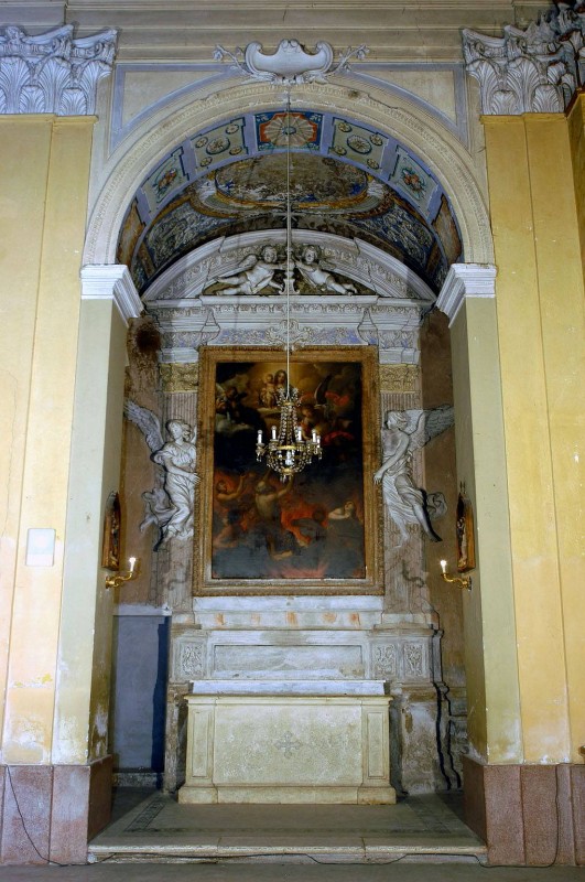 Maestranze laziali fine sec. XVII, Altare con Angeli reggicornice
