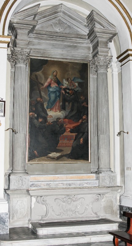 Maestranze toscane sec. XVII, Altare laterale in pietra serena
