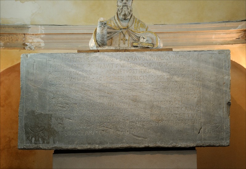 Marmoraio campano secc. III-VI, Sarcofago di San Sabino
